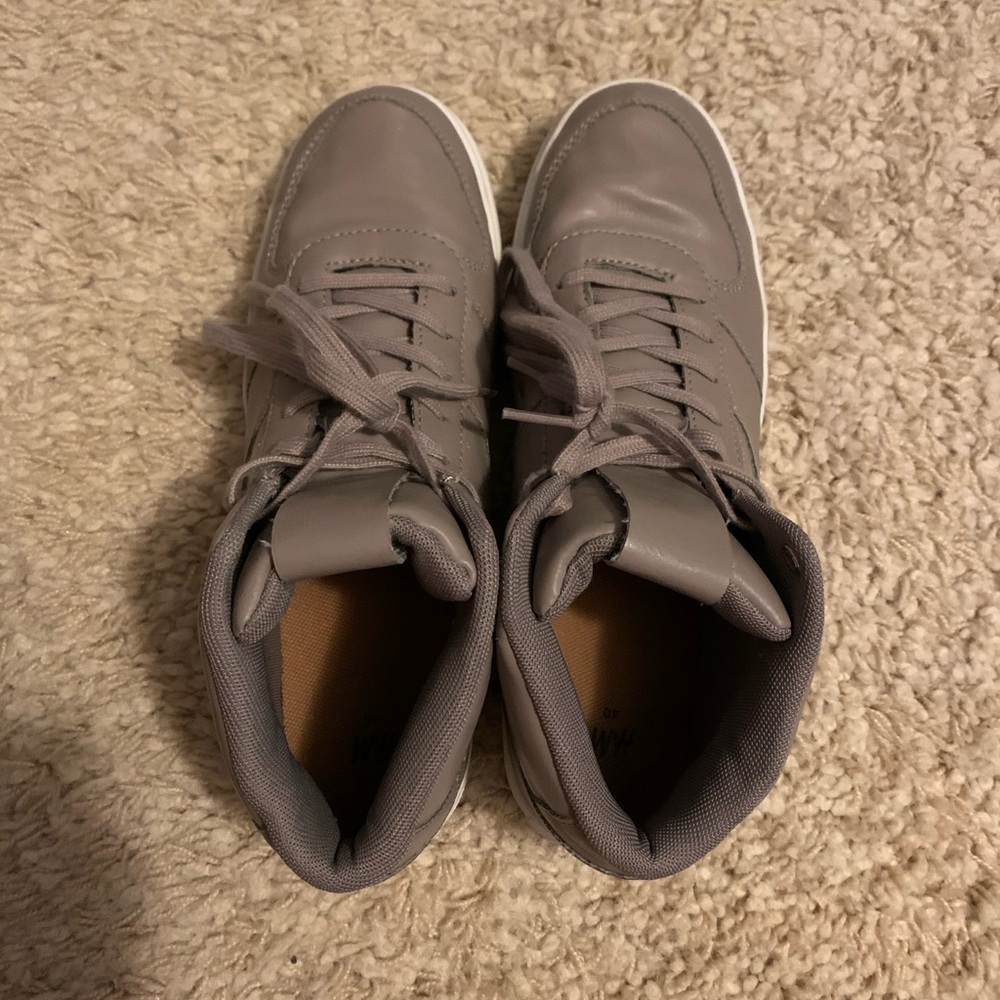 Women’s H&M taupe high-top sneakers